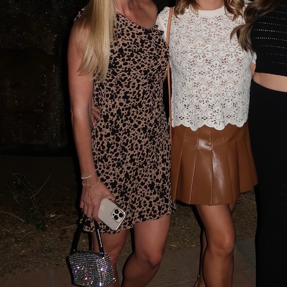 Reformation Kristine Dress Brown - Size 2 - Picture 5 of 6